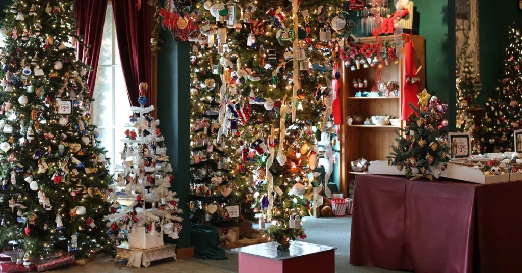 Old World Christmas Shop -Old World Christmas Shop 3